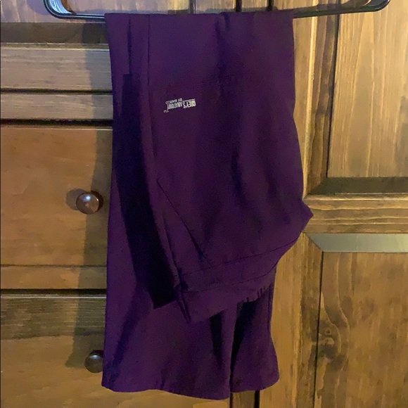 Scrub Set - Picture 4 of 4